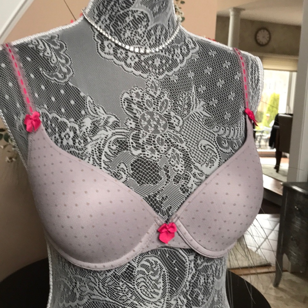 Victoria’s Secret bra